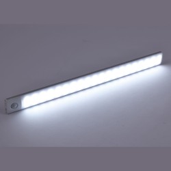 LAMPARA LED CON SENSOR DE MOVIMIENTO 30cm